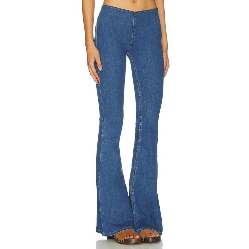 Free People Penny Pull On Bell Bottom Flare Jeans size 25